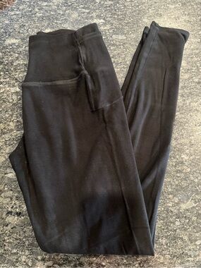 Grace & Lace Black High-Waist Pocket Leggings